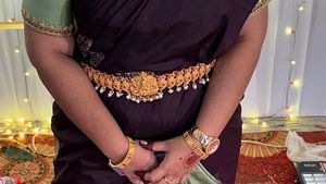 Vintage Gold Lakshmi And Manga Temple Waist Belt