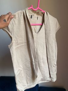 Stylish Beige Knit Top