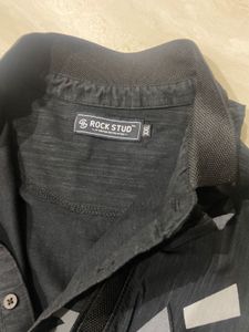 👕Black Coloured Geometric Pattern T-shirt 👕