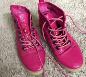 Authentic Vintage Prada Shoe 👟