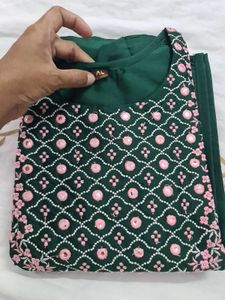 Emerald Green Embroidered Pants With Kurti