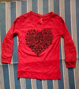 Red Heart Graphic Tee