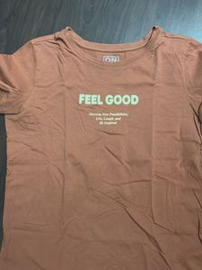Feel Good Graphic Tee