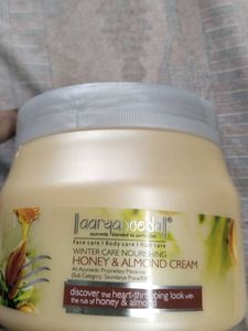Aaryanveda Honey Almond Cream