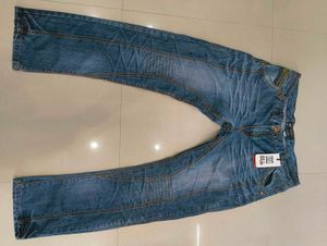 Men's Distressed Denim Jeans
