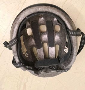 Cycling/Skating Helmet for Teenagers, Gently Used