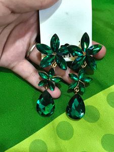 Emerald Flower Earrings