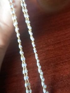 A PEARL NECKLACE