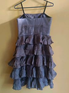 Beautiful Ruffle Grey 🩶 Dress 🎀