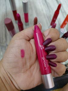 Lip crayon, lipstick &amp; kajal