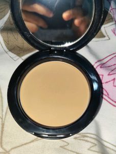 New Maybelline Compact And Foundation