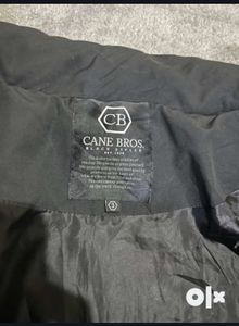 CANEBROS Cropped Puffer Jacket