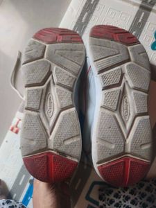 Super Sneakers