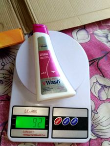 Mamaearth Vitamin C Cream &amp; V Wash +Green Tea
