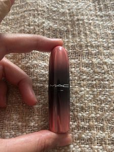 MAC Lipstick (404 Tres Blase)