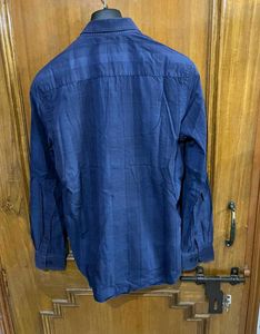 WESTSIDE NAVY BLUE CHECKED SHIRT 38