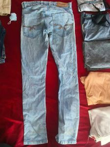 Light Wash Denim Jeans