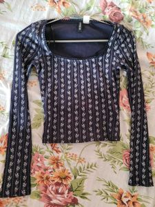 H&amp;M Lace Floral Long Sleeve Top/ Size
