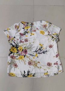 Harpa Beautiful Floral Top Just Tag Lost