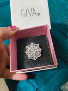 GIVA Petals Floral Silver Ring