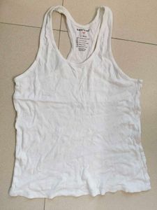 (set of 3) tank tops(2 vest 1tank top)