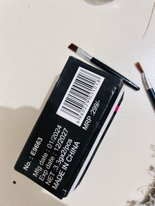 24 HHOURSLong-wear Gel Eyeliner