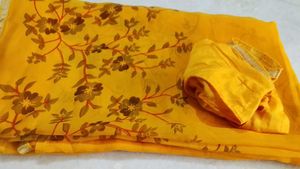 Bollywood Saree With Blouse