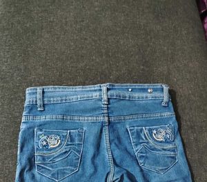 Ripped Skinny Jeans