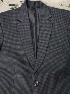 Classic Houndstooth Blazer