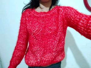 RED WINTER SWEATER 🍒