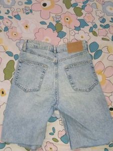 H&M Light Wash Denim Shorts
