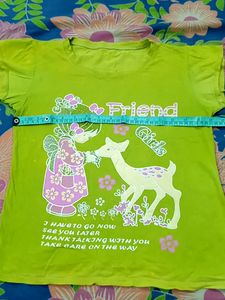 Parrot Green Used T-shirt For Girls