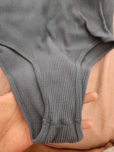 Zara Ribbed Bodysuit - V Neck