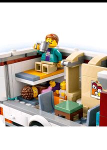 LEGO City Holiday Camper Van