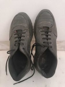SCHOOL SHOES (NEW TYPE)(NEGOTIABLE)