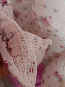 Floral cute coquette top