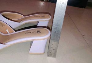 Square Affair (Lavender Heels)