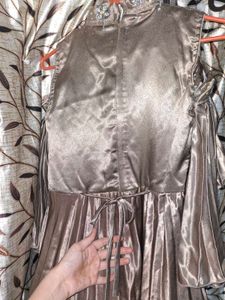 Elegant Ethnic Gown For Girls