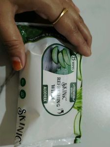 Skinic Aloe Vera Refreshing Wipes