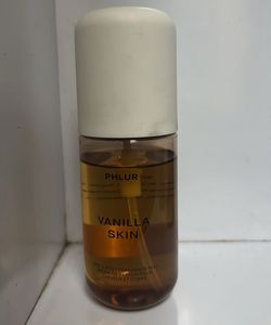 Phlur vanilla skin 10 ML sample