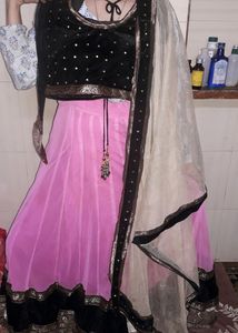 Beautiful Lehnga With Balck Velvet Blouse 🥰❣️