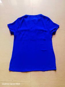 Stylish blue top