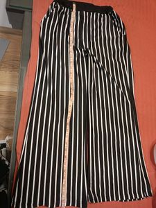Black &amp; White Vertical Stripes Palazzo Pants