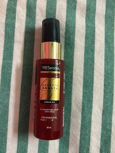 TRESemme Keratin Smooth Set accept shampoo