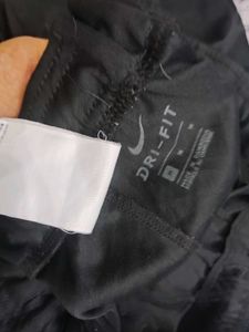 Nike Black Shorts 🧡