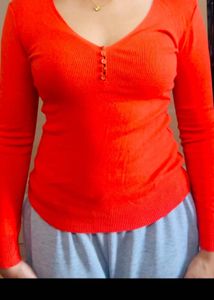 Full sleeve top