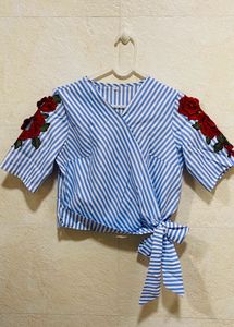 😍Beautiful Crop Top