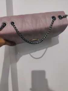 NEW IMPORTED PREMIUM QUALITY SLING BAG