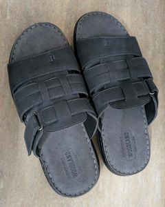 Woodland Leather Slipper size 6/7/8/9/10/11