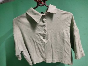 Crop tshirt 🍏Sage Green